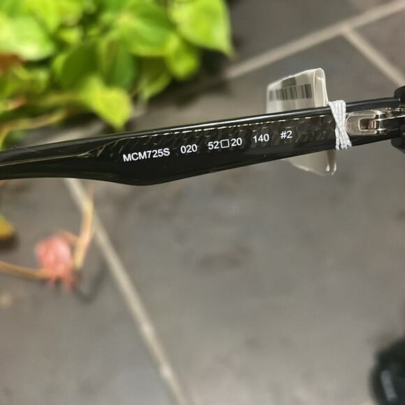 MCM Black Square Gradient 52mm Sunglasses New - Picture 7 of 9